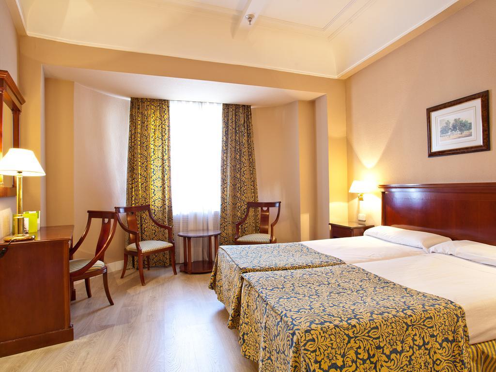 Room Mate Macarena, Madrid Gran Via Phòng bức ảnh